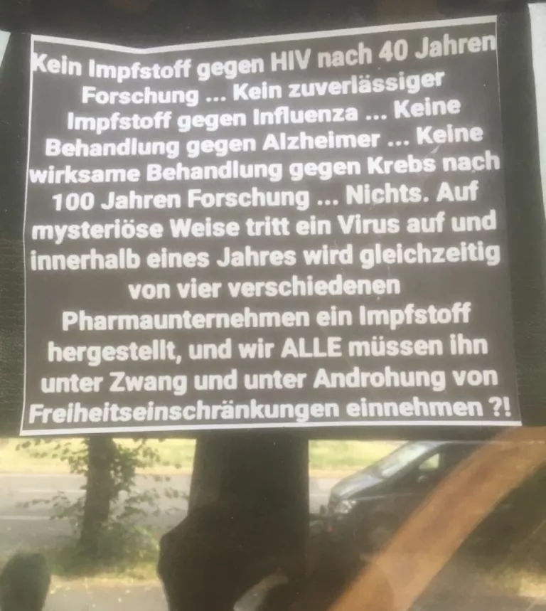 Znaleziony przez czytelnika na oknie baru w Meklemburgii-Pomorzu Przednim.